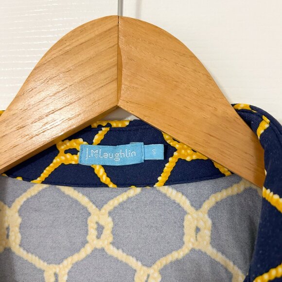 J.McLaughlin Navy Gold Chain Print Button Front Top Roll Tab Sleeve Small EUC - Picture 3 of 6